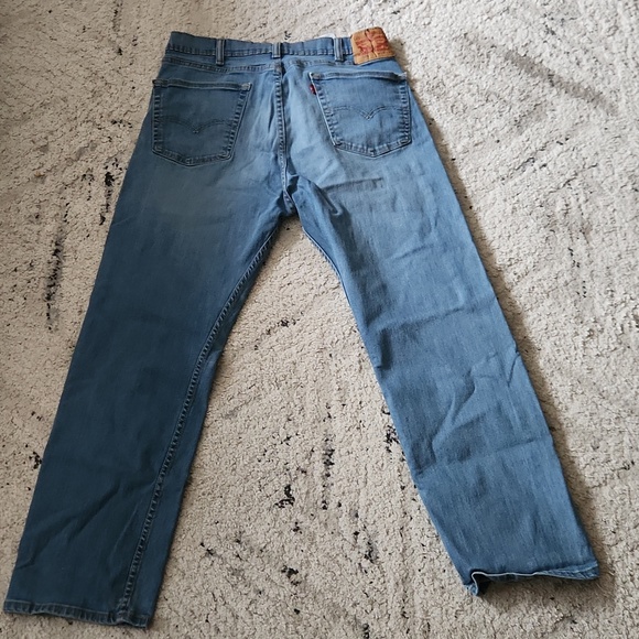 Men's Levi's Jeans - Picture 3 of 4